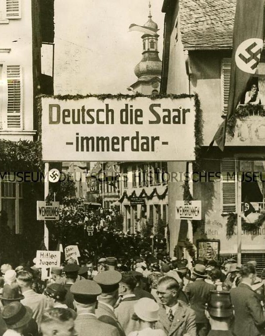 Damals wie heute: Rüdesheim während der Saarkundgebung  am 27.08.1933